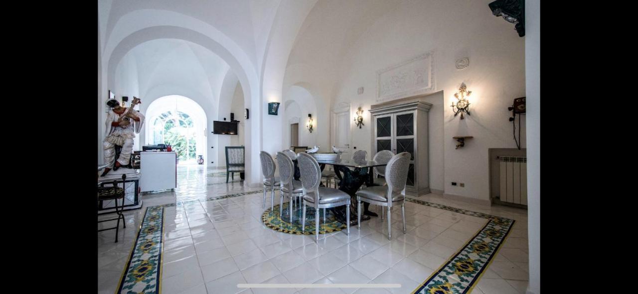 Villacore Capri Exteriör bild