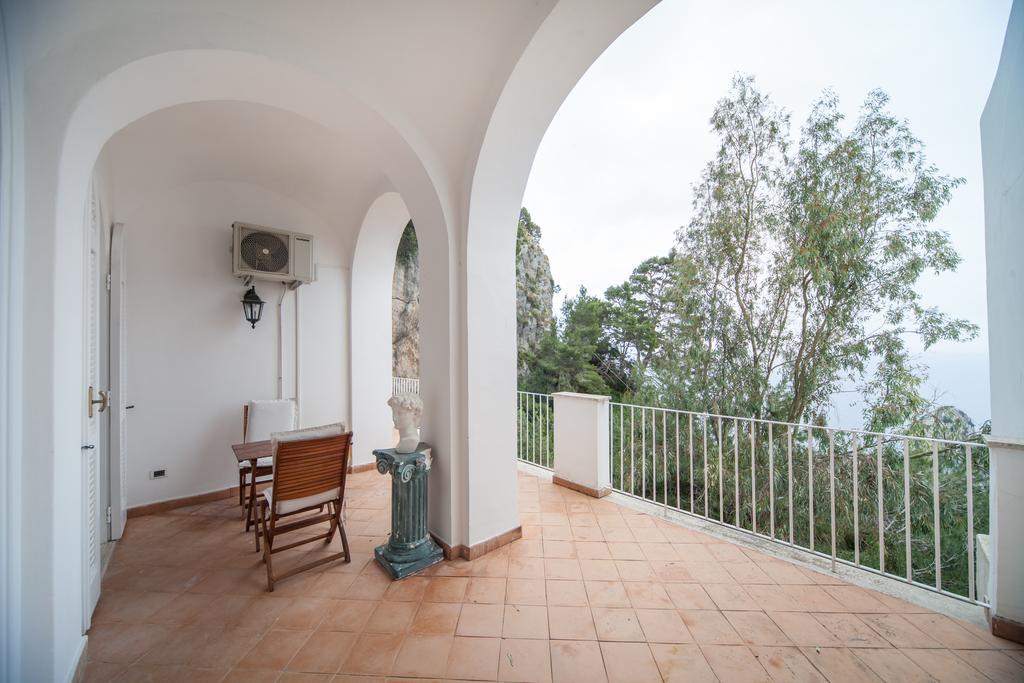 Villacore Capri Exteriör bild