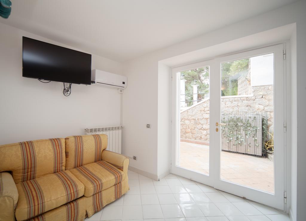 Villacore Capri Exteriör bild